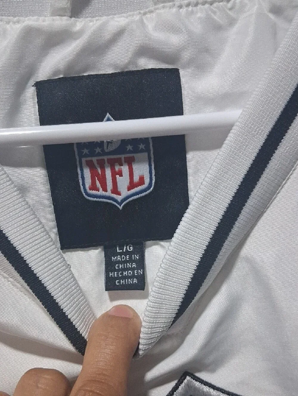 NFL White and Black Raiders V-Neck Pullover Windbreaker Jacket